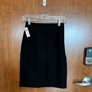 Brand new with tags Aritzia skirt